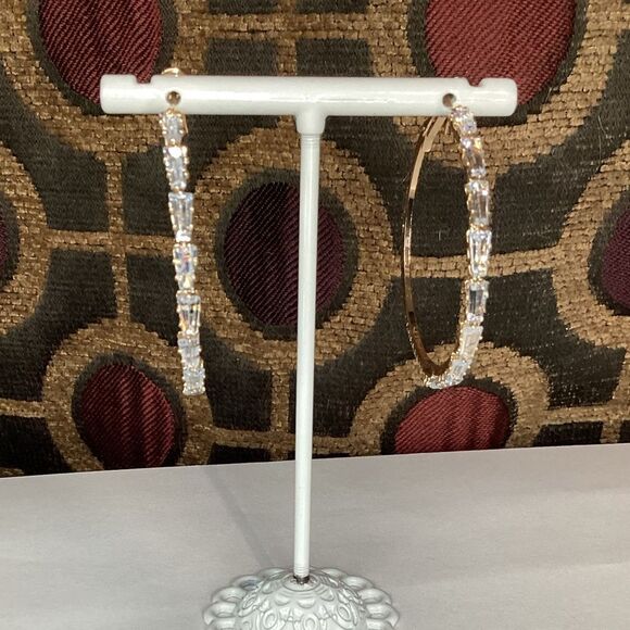 ⭐️10k Gold Filled CZ Diamond Hoop Earrings - Picture 3 of 16